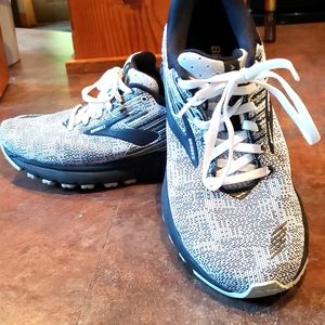 Women's Shoes, Brooks, Adrenaline 19, Sz 9